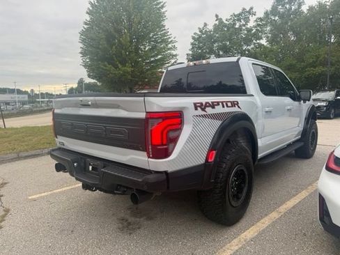 Used 2025 Ford F150 Raptor AWD/4WD image 4