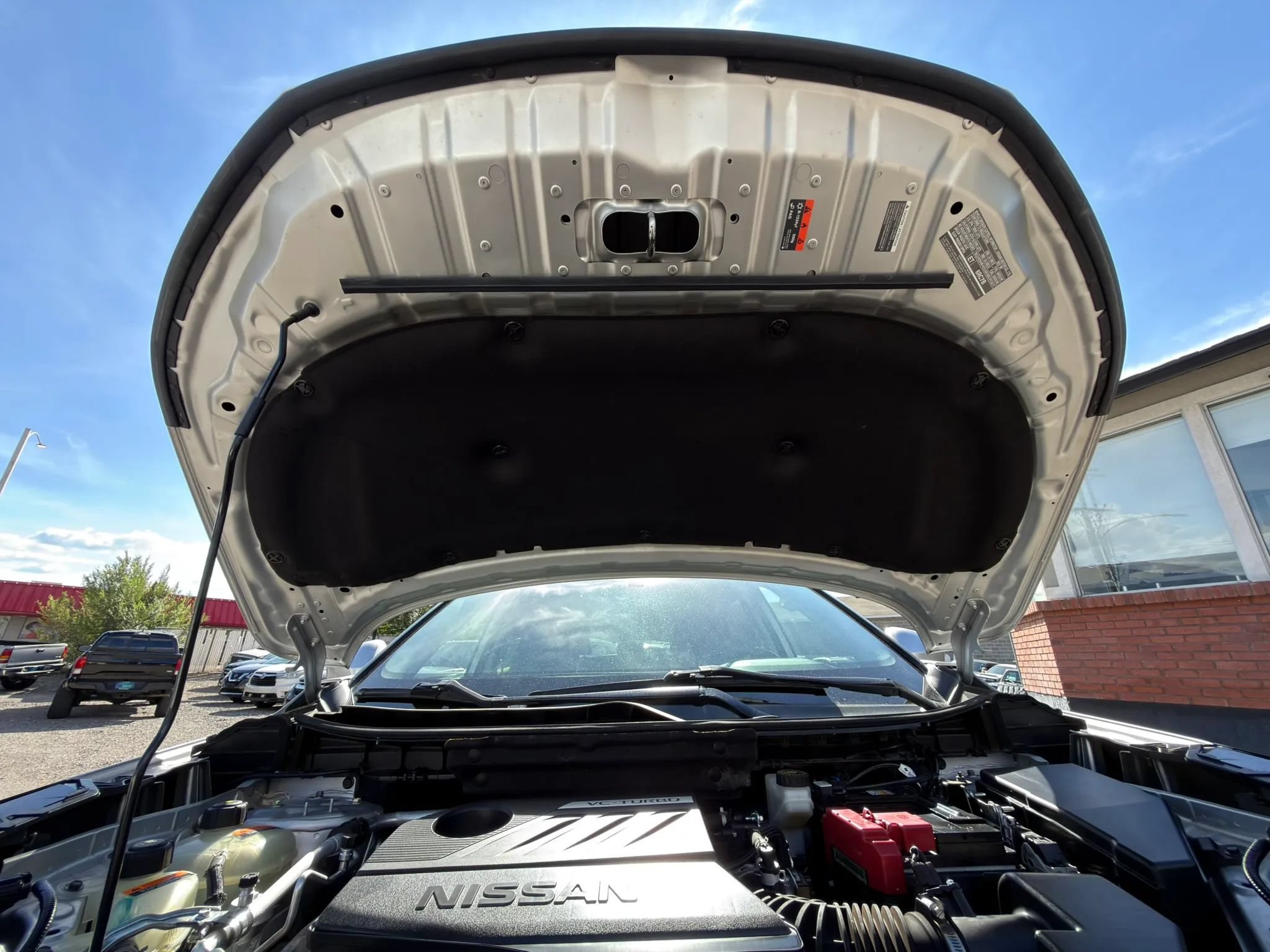 Used 2023 Nissan Rogue SV AWD/4WD image 4
