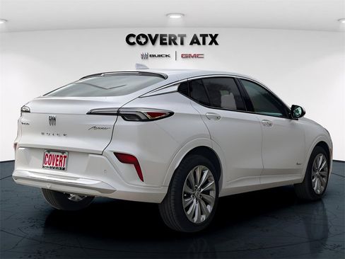 Certified 2024 Buick Envista Avenir image 7