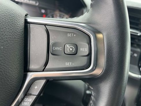 Used 2024 RAM 1500 Laramie RWD image 30