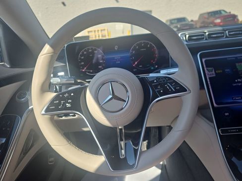 Used 2025 Mercedes-Benz S 500 4MATIC image 14