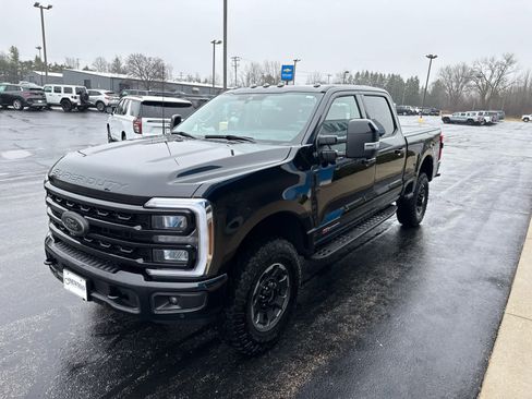 Used 2024 Ford F250 Lariat w/ Lariat Ultimate Package image 3