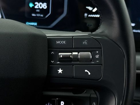 Certified 2024 Kia EV9 Light Long Range RWD image 36