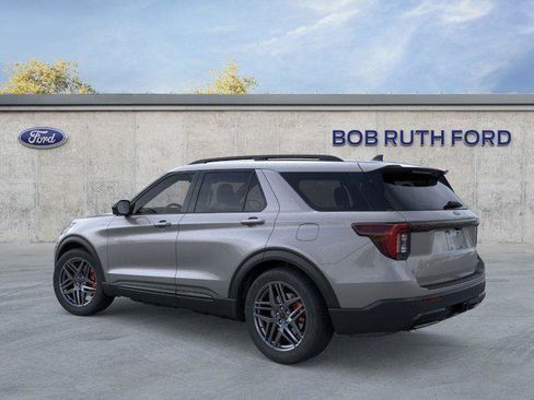 New 2026 Ford Explorer ST-Line w/ ST-Line Street Pack image 5