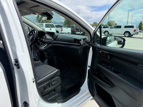 Used 2026 Honda Odyssey Elite image 25