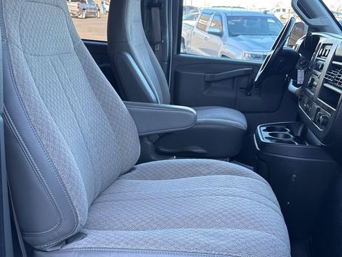 Used 2017 Chevrolet Express 3500 LT w/ LT Preferred Equipment Group image 35