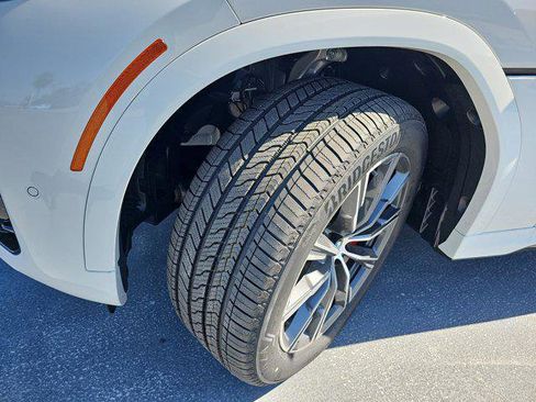 New 2026 BMW X6 xDrive40i image 33