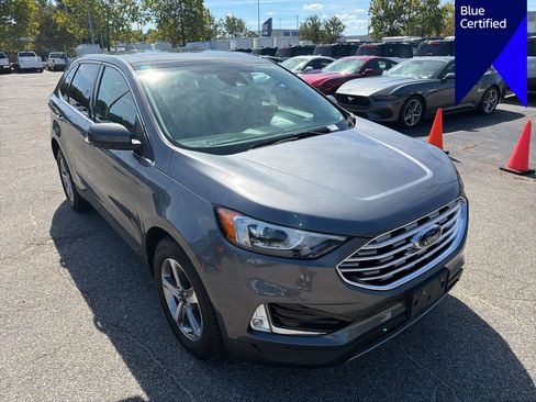 Used 2021 Ford Edge SEL w/ Convenience Package AWD/4WD image 3