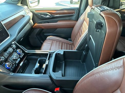 Certified 2024 GMC Yukon Denali Ultimate image 33