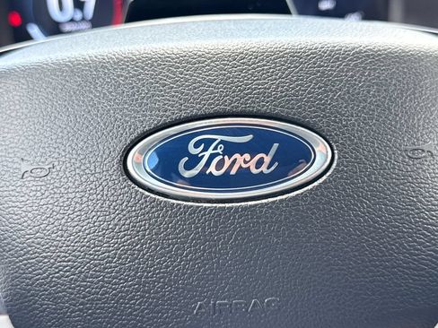 Used 2025 Ford Explorer ST-Line w/ ST-Line Street Pack AWD/4WD image 31