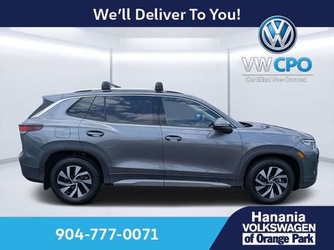 Certified 2025 Volkswagen Tiguan S FWD image 2