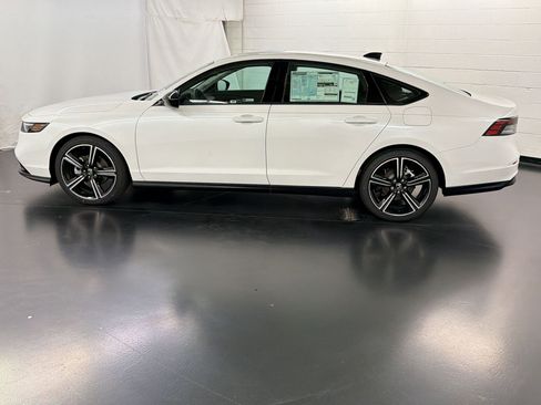 New 2026 Honda Accord SE image 2