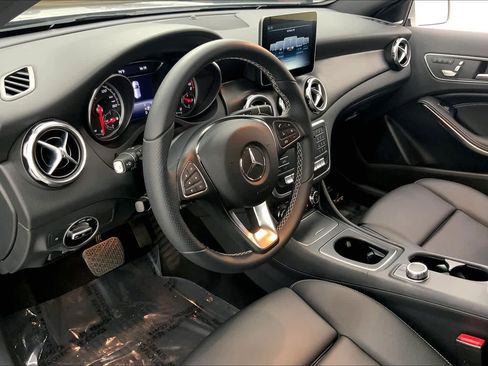 Used 2018 Mercedes-Benz GLA 250 image 20