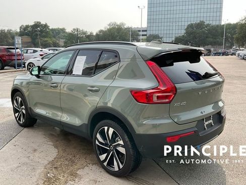 Used 2024 Volvo XC40 B5 Plus w/ Climate Package AWD/4WD image 5