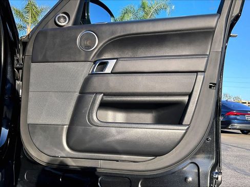 Used 2022 Land Rover Range Rover Sport HSE Silver Edition image 21