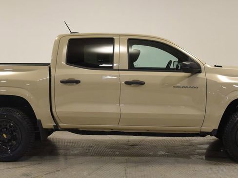 Used 2024 Chevrolet Colorado W/T RWD image 14