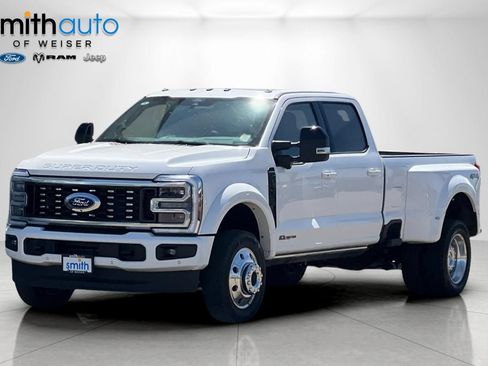 Used 2025 Ford F450 Platinum w/ Camper Package AWD/4WD image 9