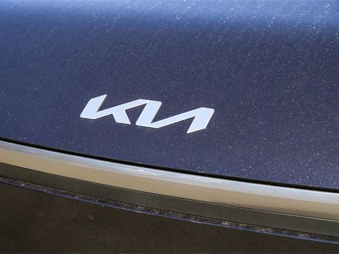 New 2026 Kia EV9 Wind image 6