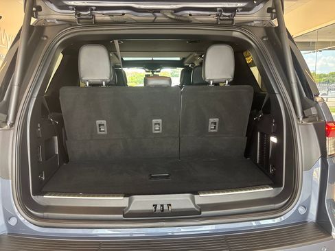 Certified 2022 Lincoln Navigator Reserve AWD/4WD image 10