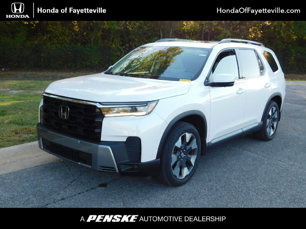 Used 2026 Honda Pilot Elite image 1
