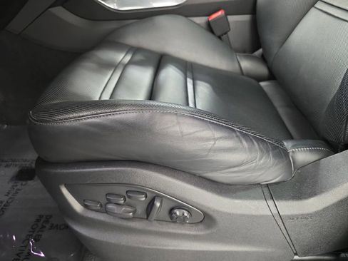 Certified 2023 Porsche Cayenne Turbo AWD/4WD image 23
