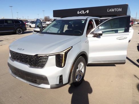 New 2026 Kia Sorento LX image 29
