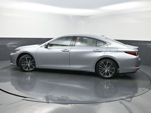 Used 2024 Lexus ES 350 w/ Premium Package image 44
