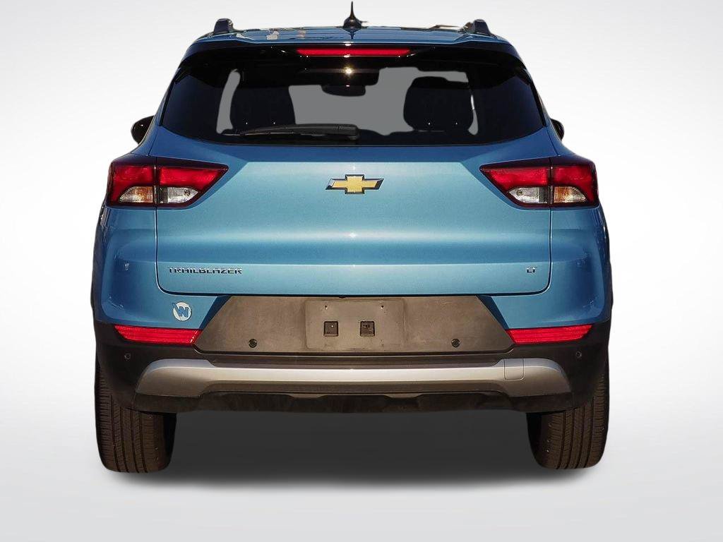 Used 2025 Chevrolet TrailBlazer LT w/ LT Cold Weather Package FWD image 6