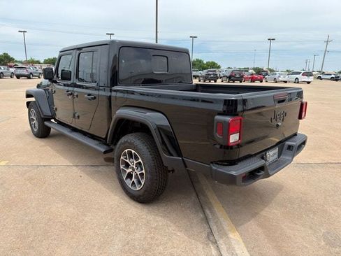 New 2026 Jeep Gladiator Sport AWD/4WD image 14