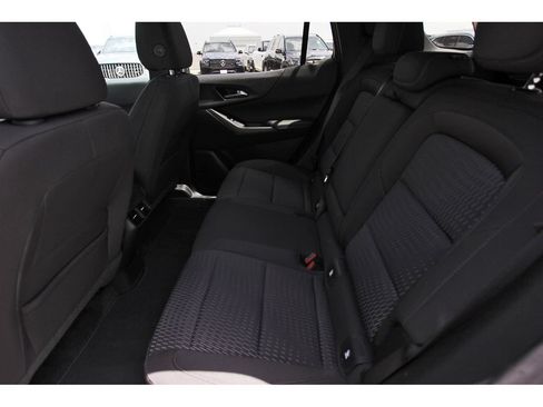 Used 2026 Chevrolet Equinox LT FWD image 7