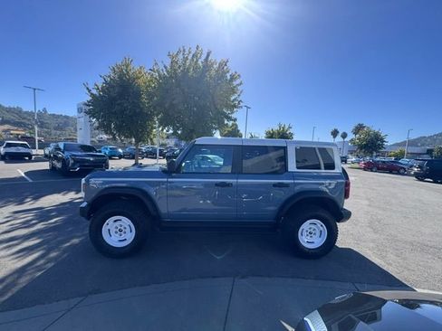 Used 2025 Ford Bronco Heritage Edition AWD/4WD image 5