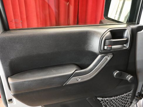 Used 2016 Jeep Wrangler Sport w/ Quick Order Package 24S image 12