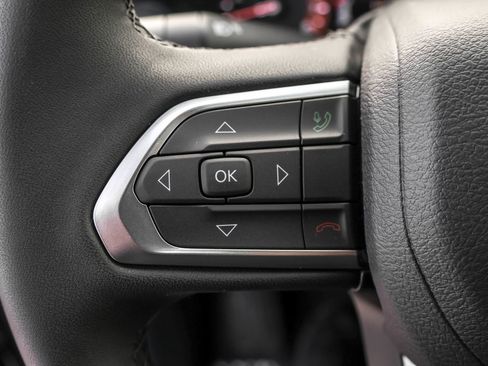 New 2026 Jeep Compass Latitude AWD/4WD image 23