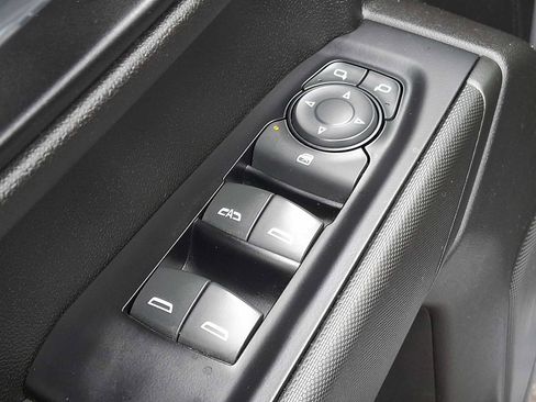 Used 2019 Chevrolet Silverado 1500 Custom Trail Boss w/ Custom Convenience Package image 24