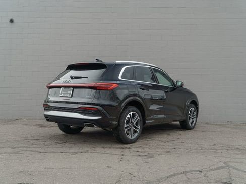 Used 2025 Audi Q5 Premium Plus w/ Premium Plus image 7