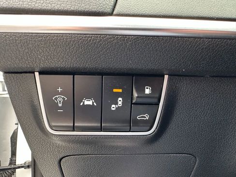 Used 2019 Kia Stinger GT2 image 34