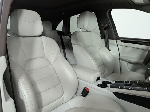 Certified 2020 Porsche Macan GTS AWD/4WD image 23