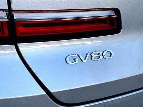 Used 2021 Genesis GV80 2.5T w/ Advanced Package 02 image 9