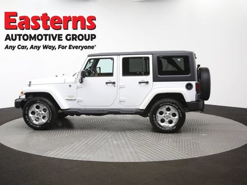 Used 2015 Jeep Wrangler Unlimited Sahara w/ Connectivity Group AWD/4WD image 61