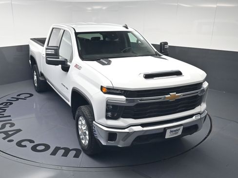 Certified 2024 Chevrolet Silverado 2500 LT image 29
