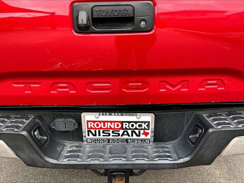 Used 2019 Toyota Tacoma SR5 image 26
