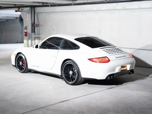 Used 2012 Porsche 911 Carrera GTS RWD image 3