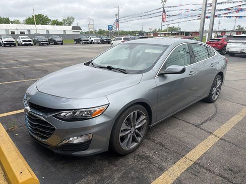 Used 2024 Chevrolet Malibu LT image 1