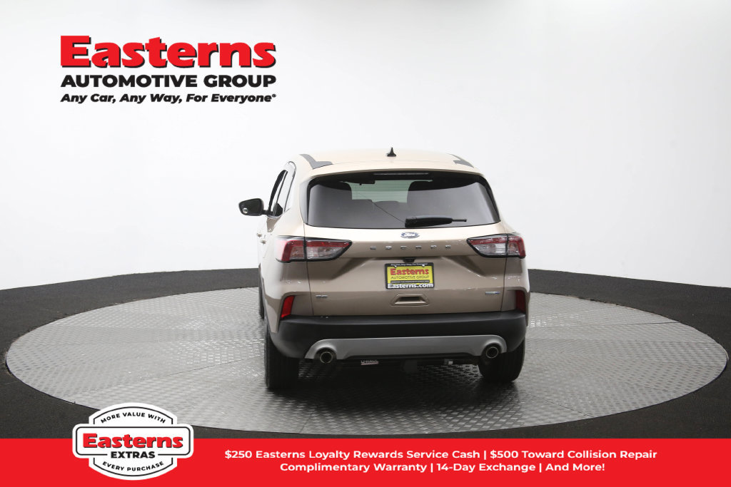 Used 2020 Ford Escape SE AWD/4WD image 39