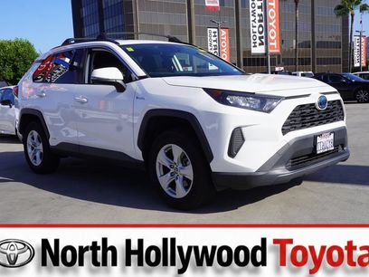 Used 2021 Toyota RAV4 LE w/ Carpet Mat Package (TMS)
