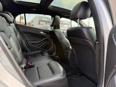 Used 2018 Mercedes-Benz GLA 250 w/ Premium Package image 35