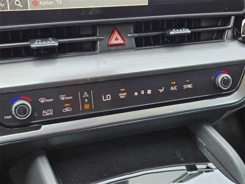 New 2025 Kia Sportage EX image 14