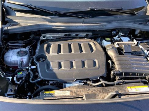 Certified 2026 Volkswagen Tiguan S FWD image 10