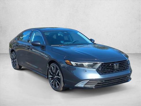 New 2025 Honda Accord Touring image 7