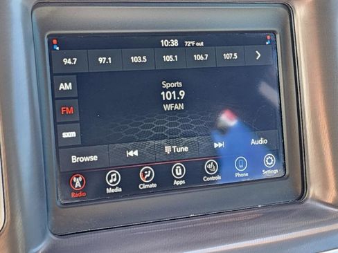 Used 2022 Dodge Charger SXT w/ Leather Interior Group image 25